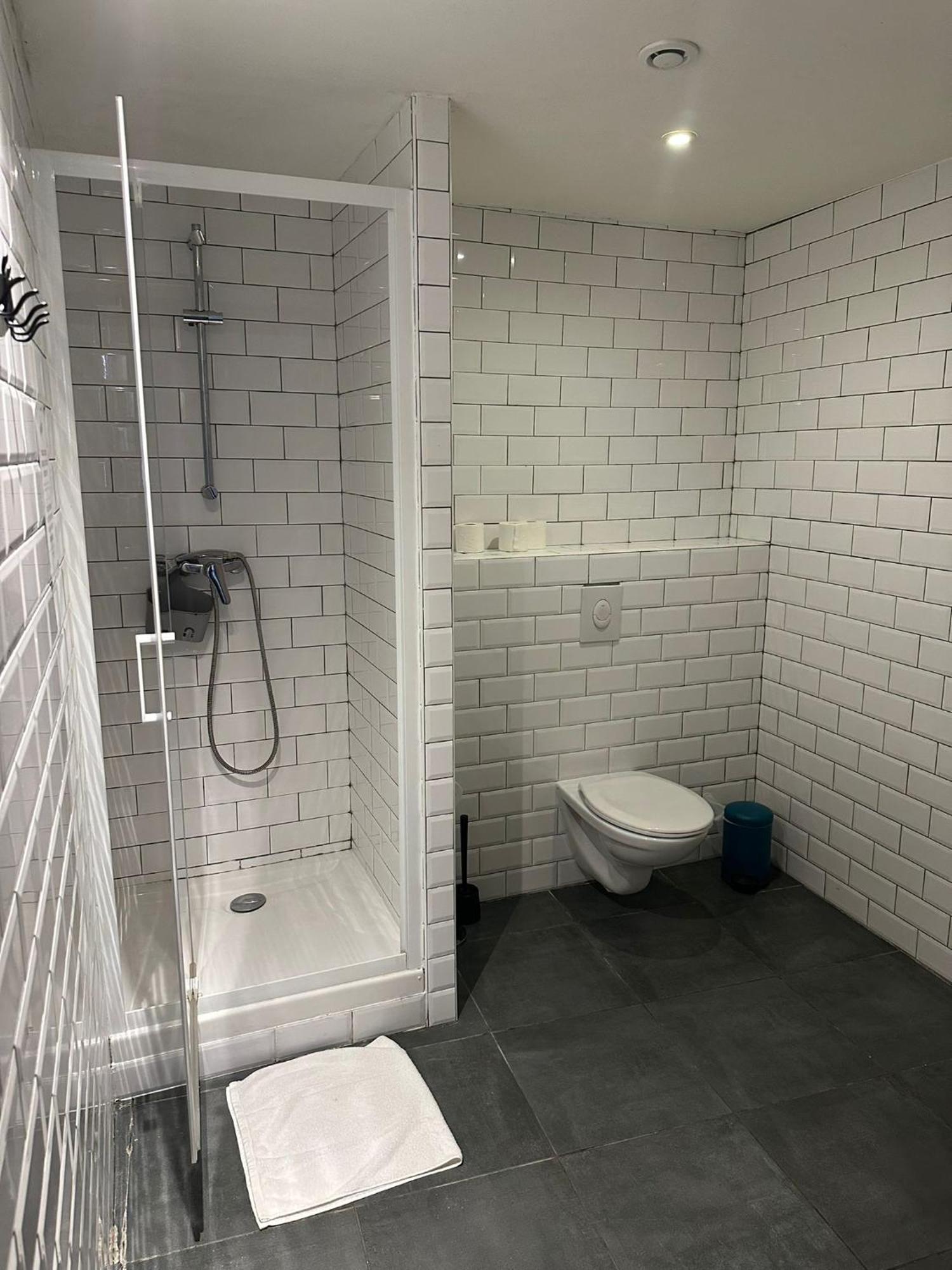 Hostel Vertigo Vieux-Port Marseille Ngoại thất bức ảnh